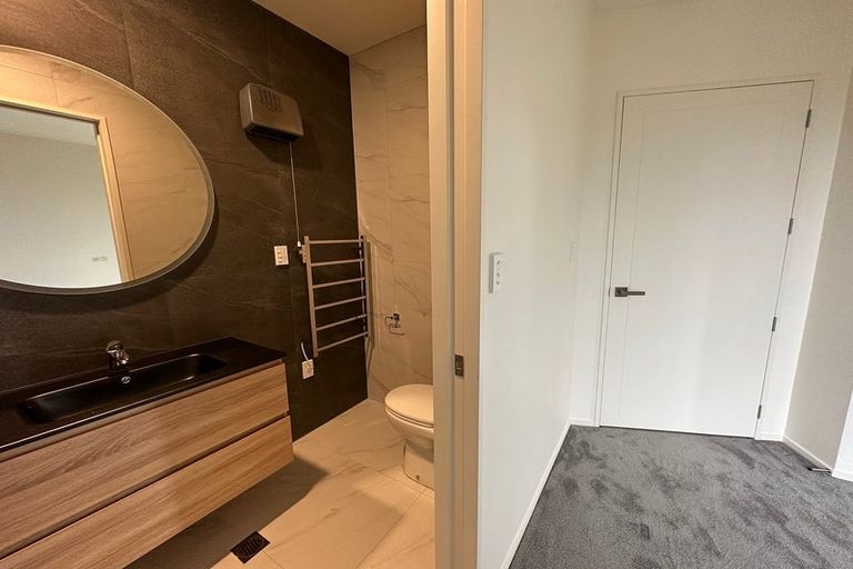 Photo of property in 8 Sunnybrae Road, Hillcrest, Auckland, 0627