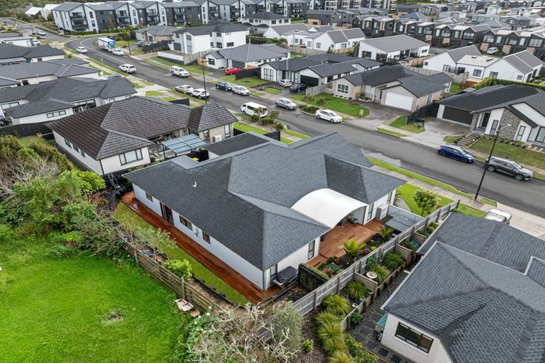 Photo of property in 61 Symes Drive, Red Beach, 0932
