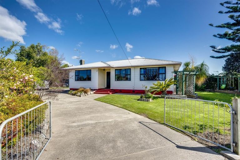 Photo of property in 6 Jarvis Place, Taradale, Napier, 4112