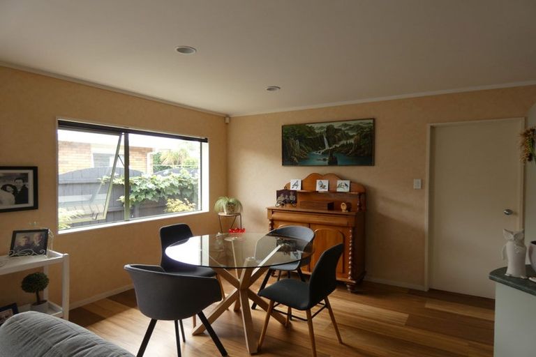 Photo of property in 3 Kimshee Way, Tuakau, 2121