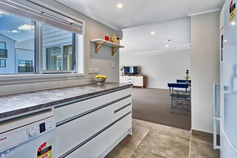 Photo of property in 53 Mapou Road, Hobsonville, Auckland, 0616