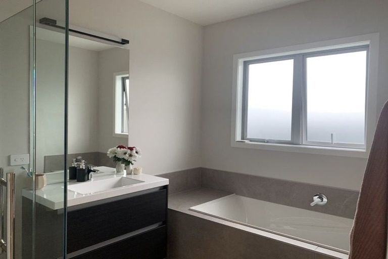 Photo of property in 26 Hikawera Drive, Frimley, Hastings, 4120