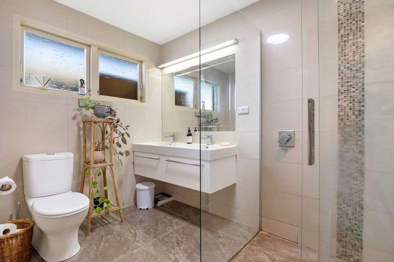 Photo of property in 15 Hathor Street, Pomare, Rotorua, 3015