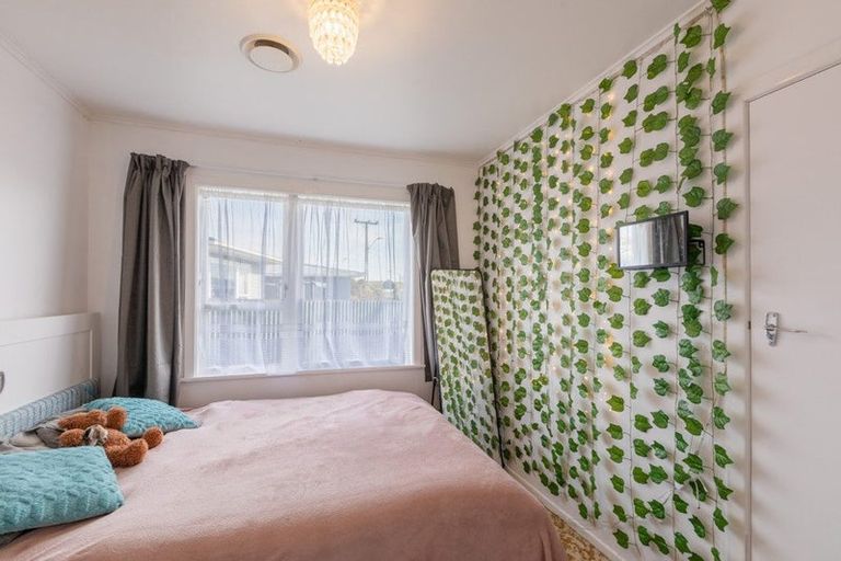 Photo of property in 15 Kauri Street, Taradale, Napier, 4112