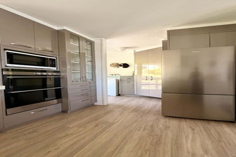 Photo of property in 15 Upland Street, Brookfield, Tauranga, 3110