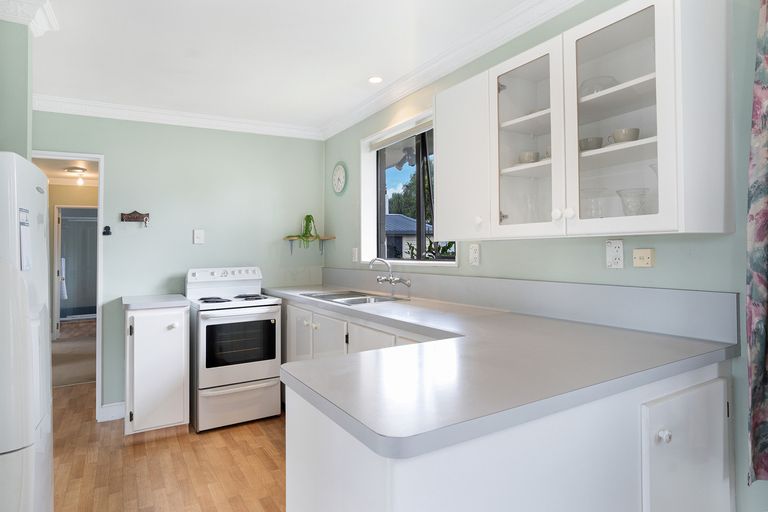 Photo of property in 2a Jones Place, Masterton, 5810