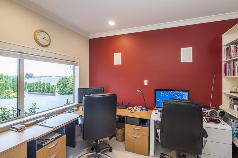 Photo of property in 7 Millennium Hill, Paraparaumu, 5032