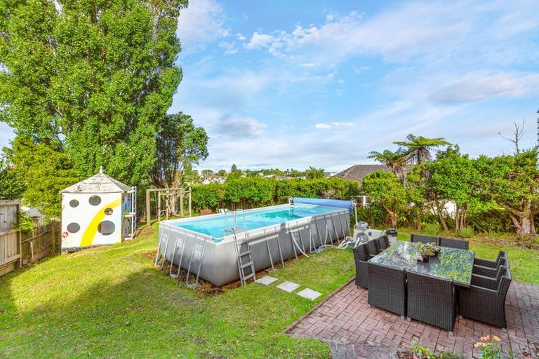 Photo of property in 7 Greenwood Lane, Birkenhead, Auckland, 0626