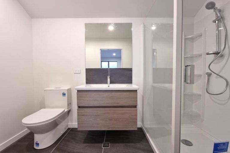 Photo of property in 15 John Street, Stokes Valley, Lower Hutt, 5019