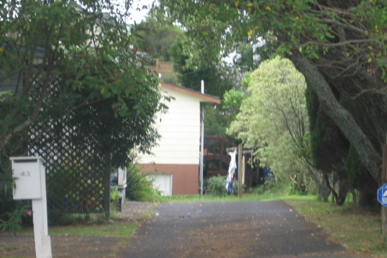 Photo of property in 1/43 Roberts Road, Glenfield, Auckland, 0629