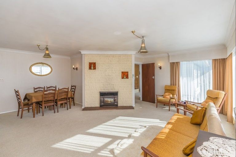 Photo of property in 4 Highfield Place, Levin, 5510