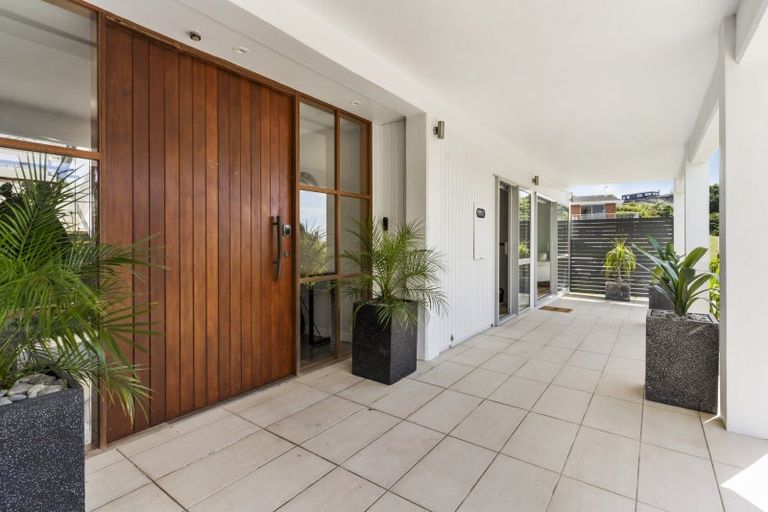 Photo of property in 10 Mccrystal Avenue, Bucklands Beach, Auckland, 2012