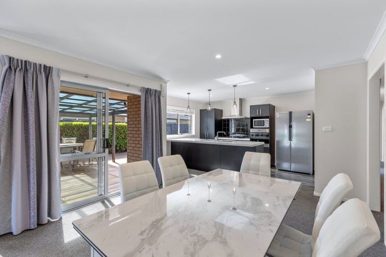 Photo of property in 269 Lakes Boulevard, Pyes Pa, Tauranga, 3112