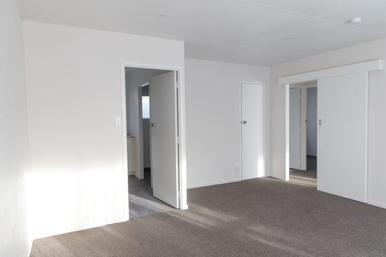 Photo of property in 3/98 Birkdale Road, Birkdale, Auckland, 0626