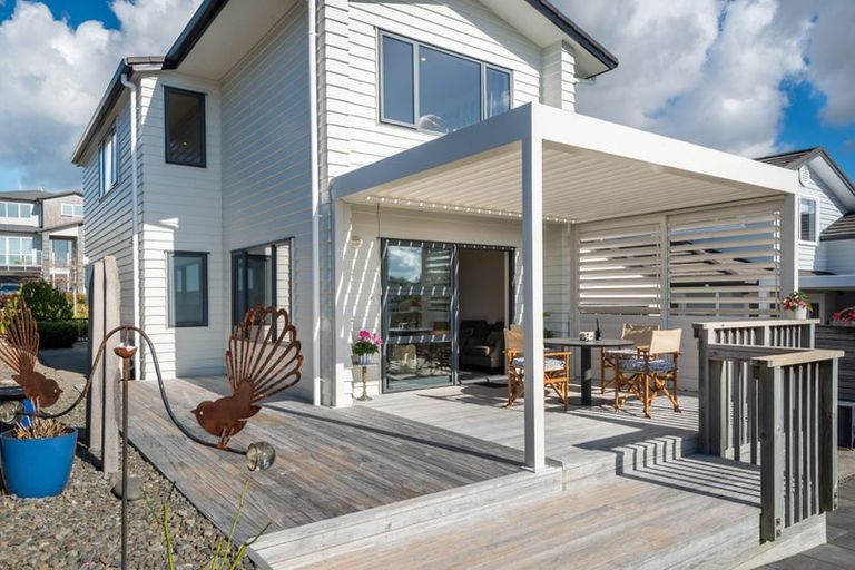 Photo of property in 31 Cavalli Road, Long Bay, Auckland, 0630