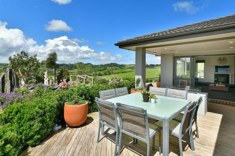 Photo of property in 306c Inland Road, Helensville, 0875
