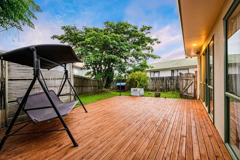 Photo of property in 7a Patrice Place, Massey, Auckland, 0614