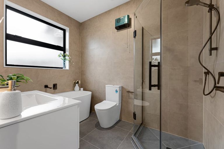Photo of property in 24 Paihere Street, Huapai, 0810