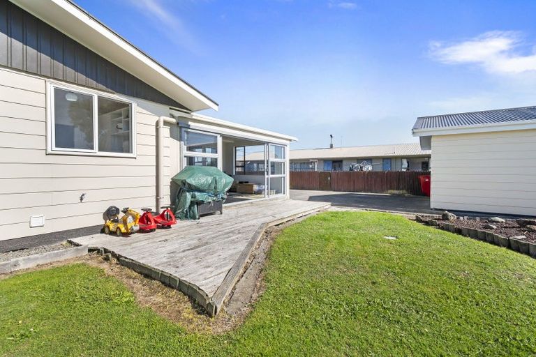 Photo of property in 23 Phillips Street, Sanson, 4817
