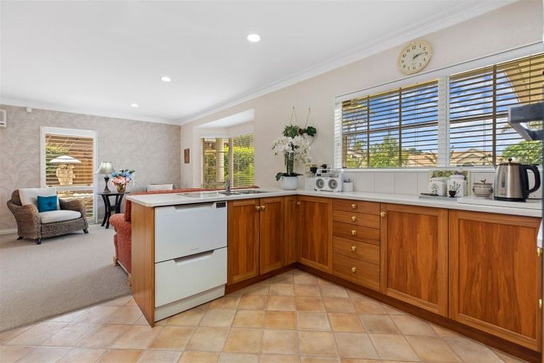Photo of property in 15 Kokomo Key, Papamoa Beach, Papamoa, 3118