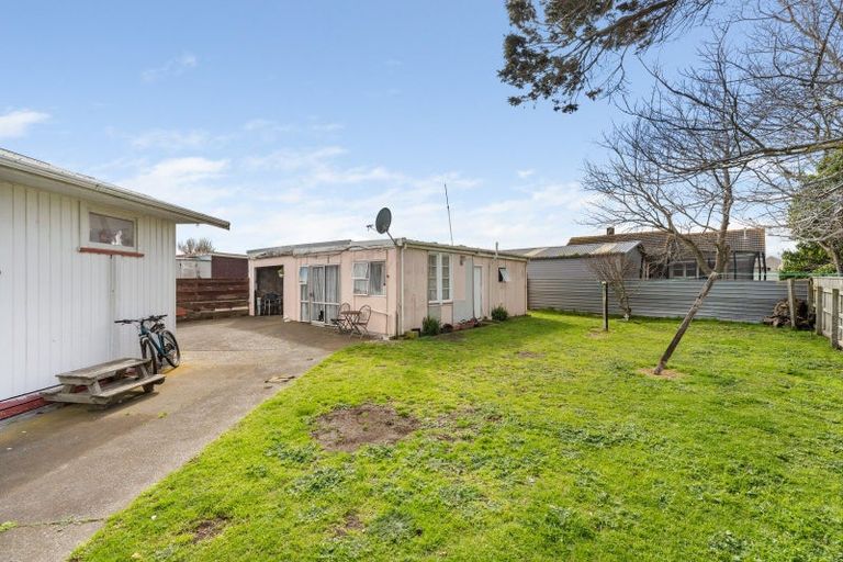 Photo of property in 7 Rogers Street, Castlecliff, Whanganui, 4501