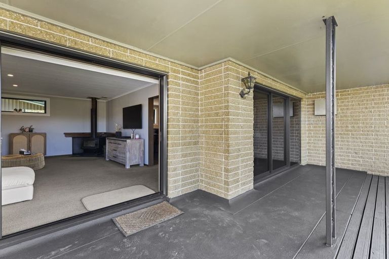 Photo of property in 15 Cross Street, Milton, 9220