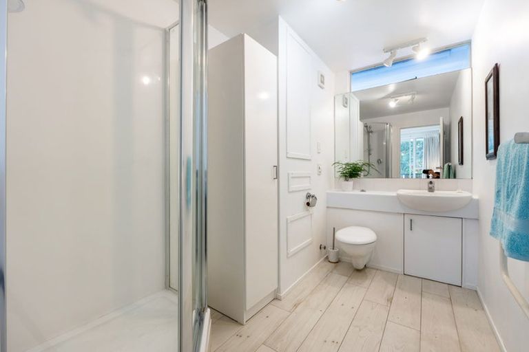 Photo of property in 3/73 Princes Street, Northcote Point, Auckland, 0627