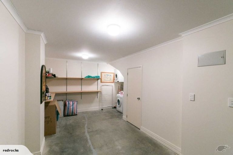 Photo of property in 44 Pipitea Street, Thorndon, Wellington, 6011