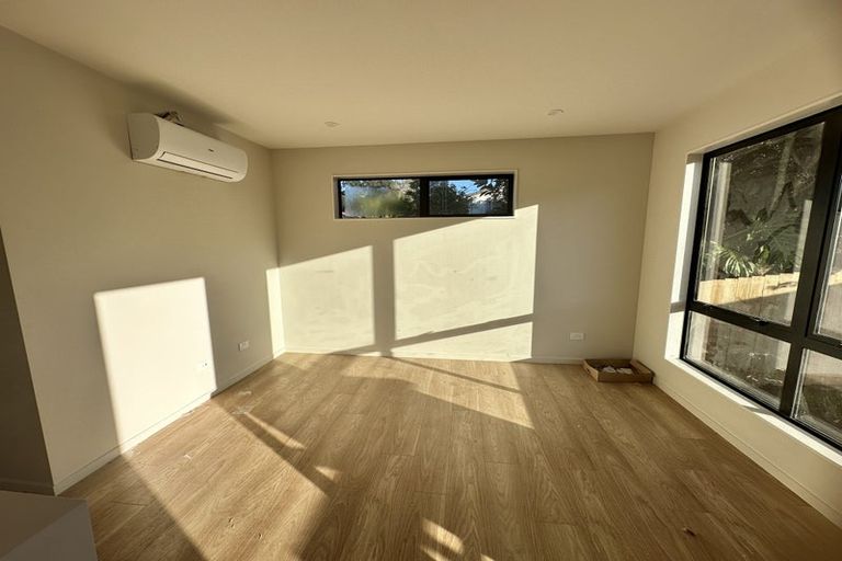 Photo of property in 10b Helleur Road, Massey, Auckland, 0614