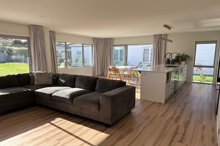 Photo of property in 10 Cotterville Crescent, Greytown, 5712