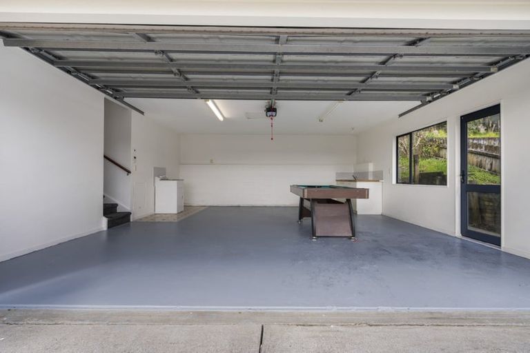 Photo of property in 16a Lowburn Place, Clover Park, Auckland, 2019