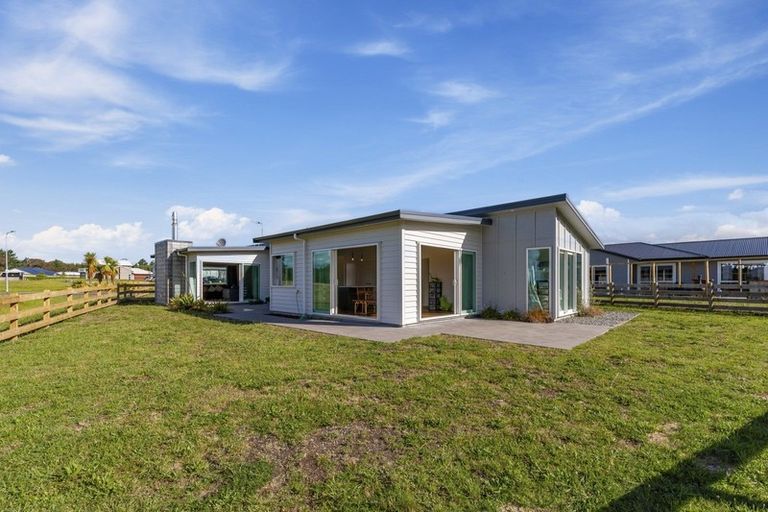 Photo of property in 64 John Norrie Place, Motuoapa, Turangi, 3382