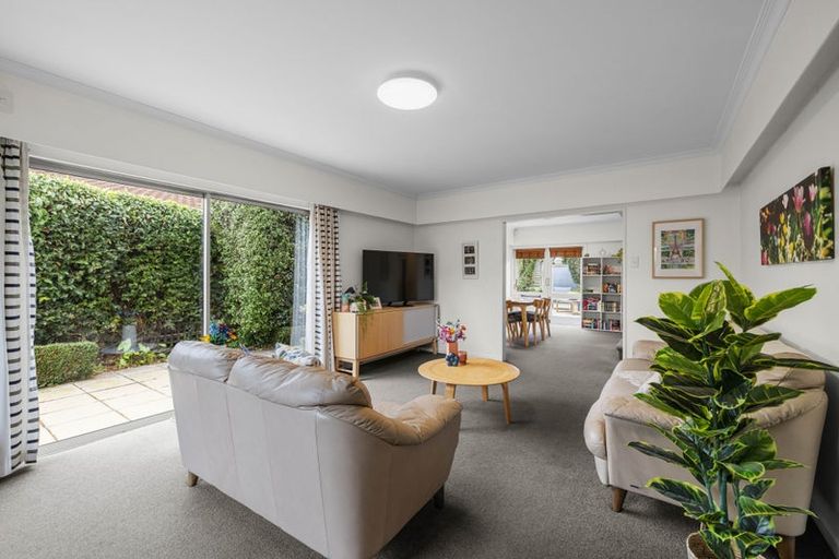 Photo of property in 15a Saint Winifreds Place, Bryndwr, Christchurch, 8052