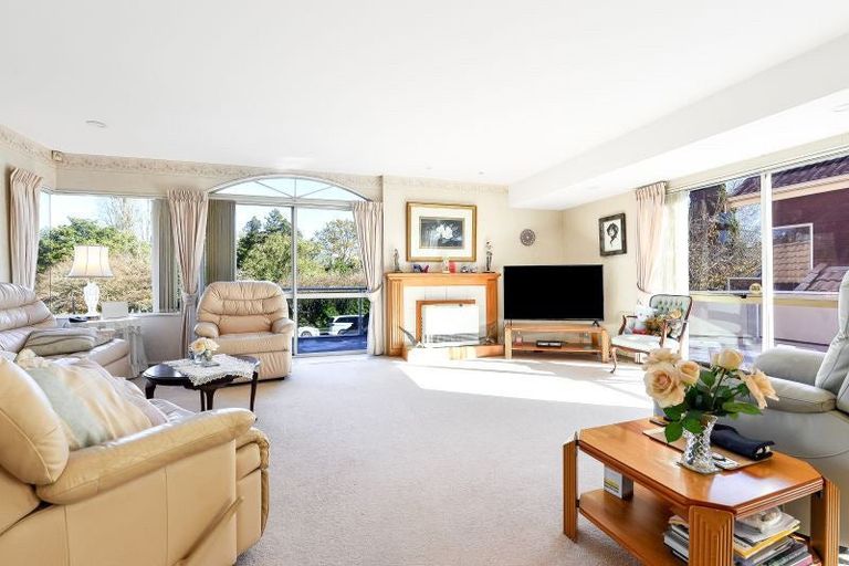 Photo of property in 68 Memorial Drive, Hamilton East, Hamilton, 3216