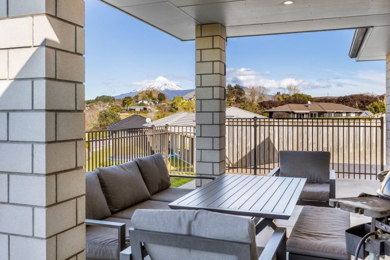 Photo of property in 10 Mangaotuku Lane, Whalers Gate, New Plymouth, 4310