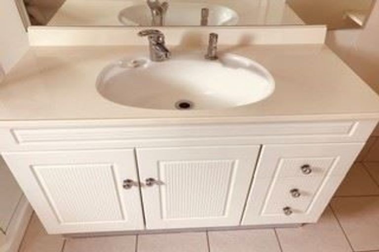 Photo of property in 1/2 Esperanto Road, Papatoetoe, Auckland, 2025