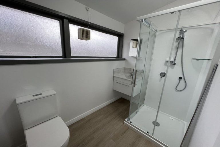 Photo of property in 15a Churchill Avenue, Hokowhitu, Palmerston North, 4410