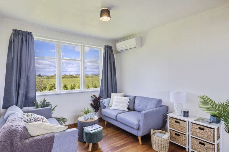 Photo of property in 260 Main North Road, Motunui, Waitara, 4383