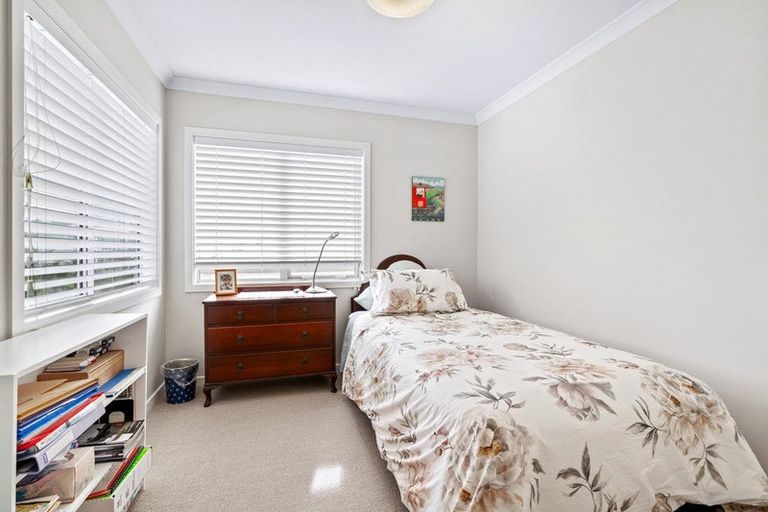 Photo of property in 61 Panorama Heights, Orewa, 0931