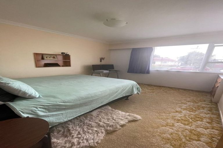 Photo of property in 10 Fraser Road, Papatoetoe, Auckland, 2025