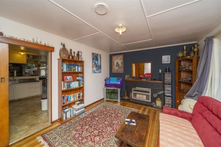 Photo of property in 172 Glover Road, Hawera, 4610