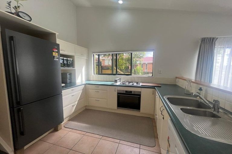 Photo of property in 6 Hoya Court, Henderson, Auckland, 0610