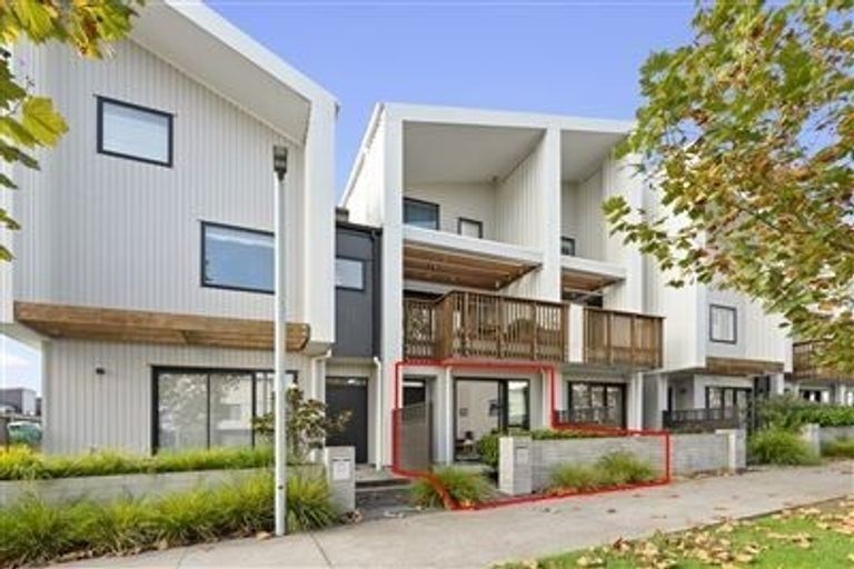 Photo of property in 90 Squadron Drive, Hobsonville, Auckland, 0616