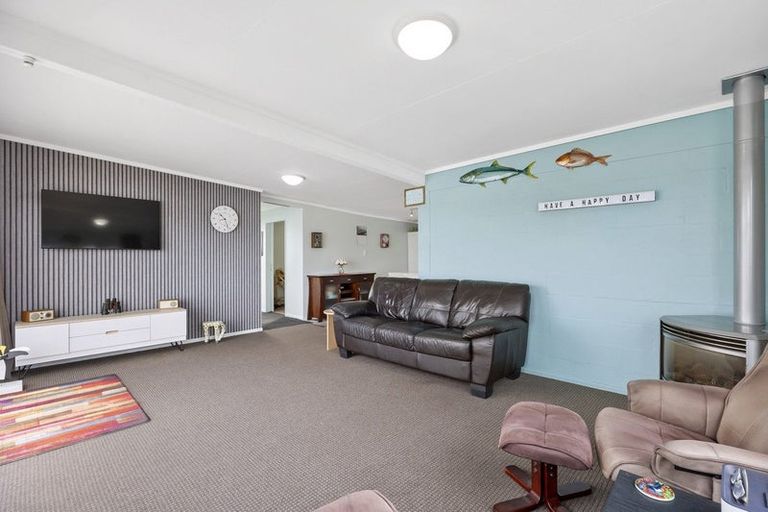 Photo of property in 940 Harington Point Road, Harington Point, Dunedin, 9077