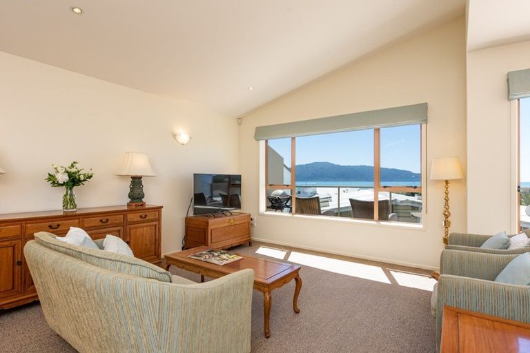 Photo of property in 11/1 Marine Parade, Paraparaumu Beach, Paraparaumu, 5032