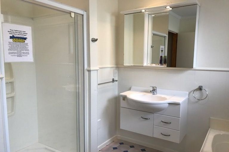 Photo of property in 4 Hindmarsh Street, Johnsonville, Wellington, 6037