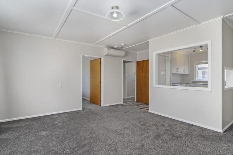 Photo of property in 2/145 College Street, Awapuni, Palmerston North, 4412