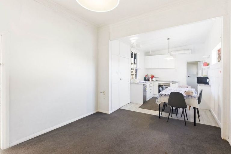 Photo of property in 49 Douglas Street, Saint Kilda, Dunedin, 9012