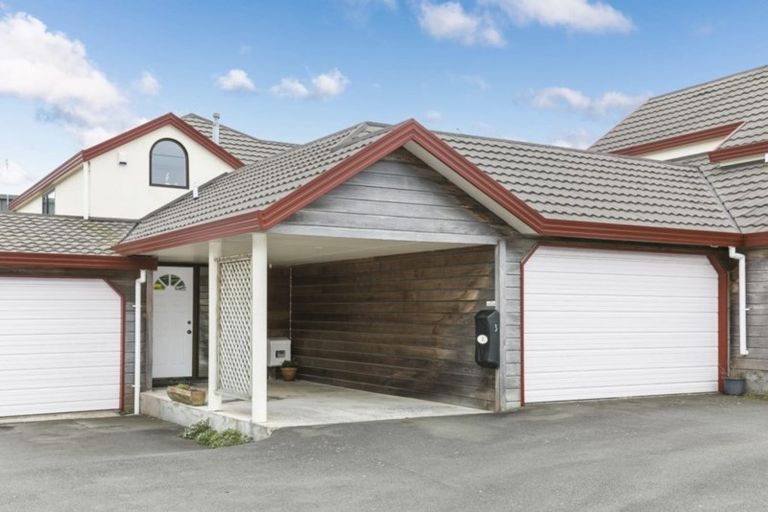 Photo of property in 3 Scorian Close, Karori, Wellington, 6012