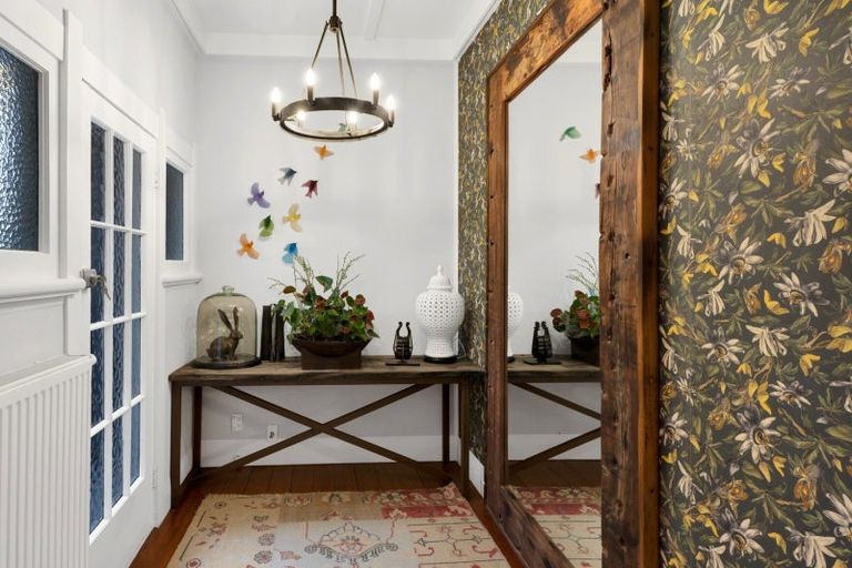 Photo of property in 500 Richmond Road, Lepperton, New Plymouth, 4373